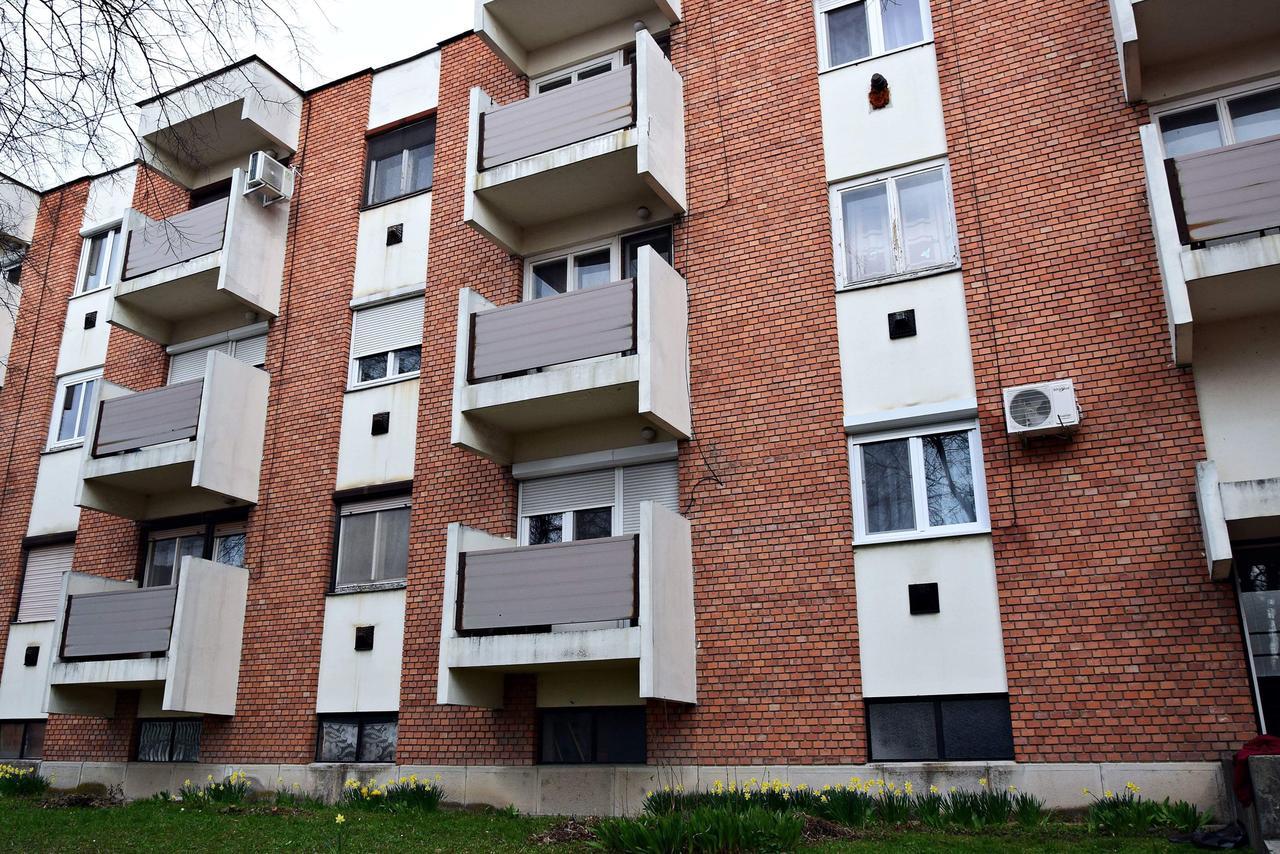 Weninger Studio Apartman Kiskunhalas Buitenkant foto