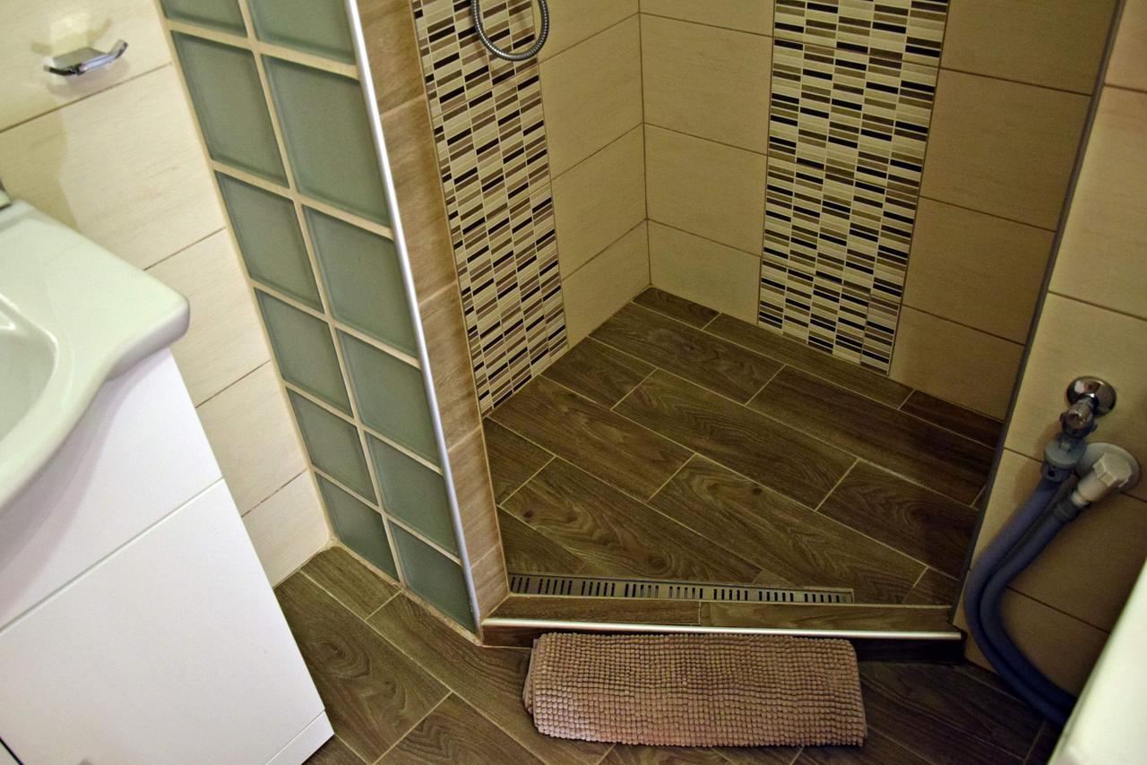 Weninger Studio Apartman Kiskunhalas Buitenkant foto